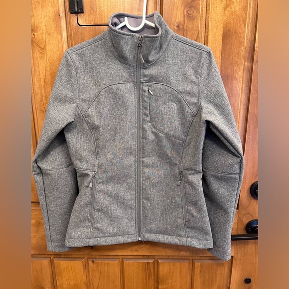 The North Face Women Apex Bionic Jacket - Picture 1 of 5